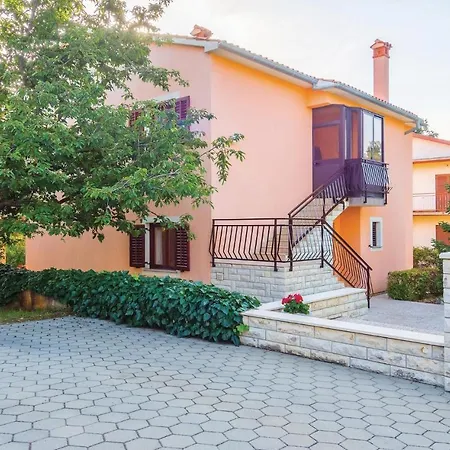 Apartment Gorgeous In With Wifi